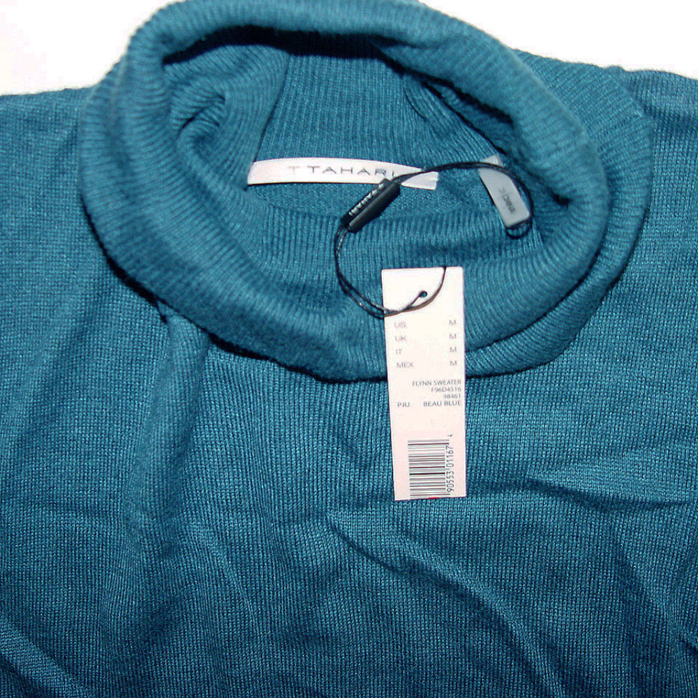 LAST ! M Tahari Flynn Cold Shoulder Turtleneck NWT - Picture 3 of 3